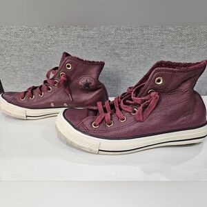 Converse Chuck Taylor All Star Maroon High Top Leather. Faux Fur Lined Sz 6 EUC